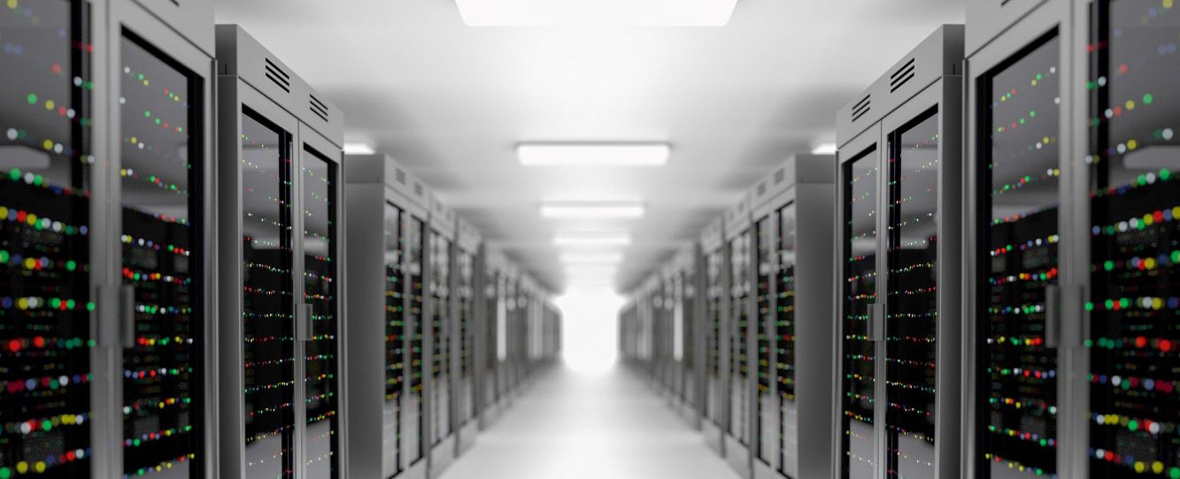 Data Center and Cloud Migration Strategies